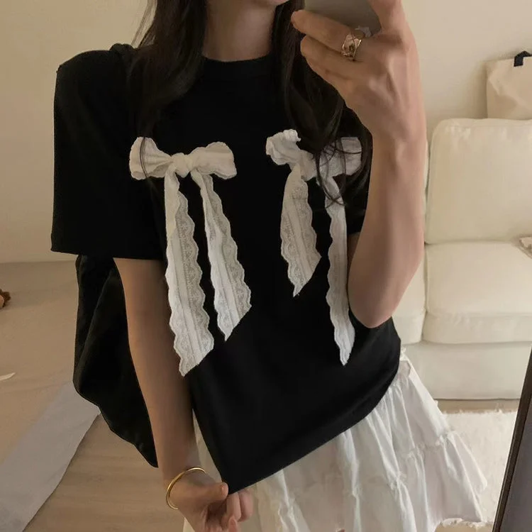 Women's Kawaii Lace Bowknot T-shirt with Ruffled Skirt