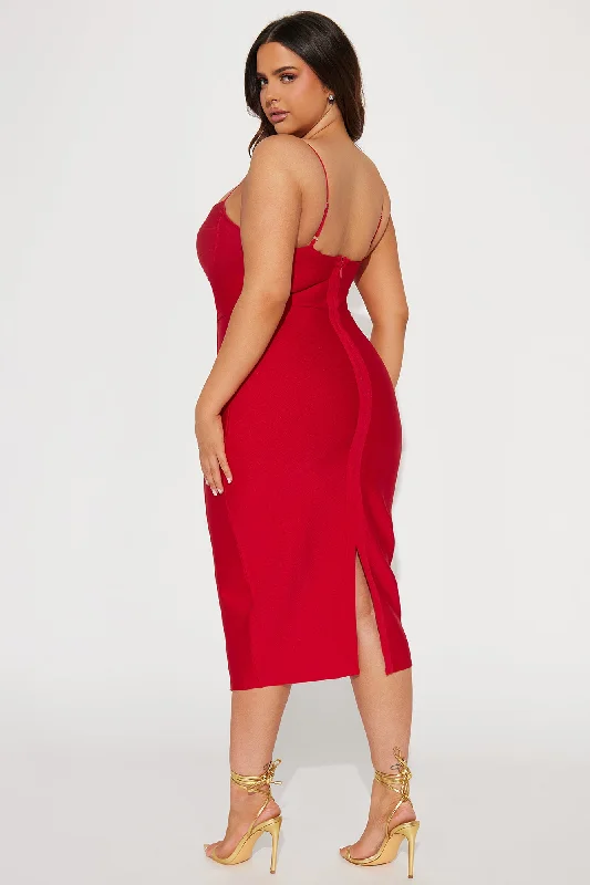 Becky Bandage Midi Dress - Red