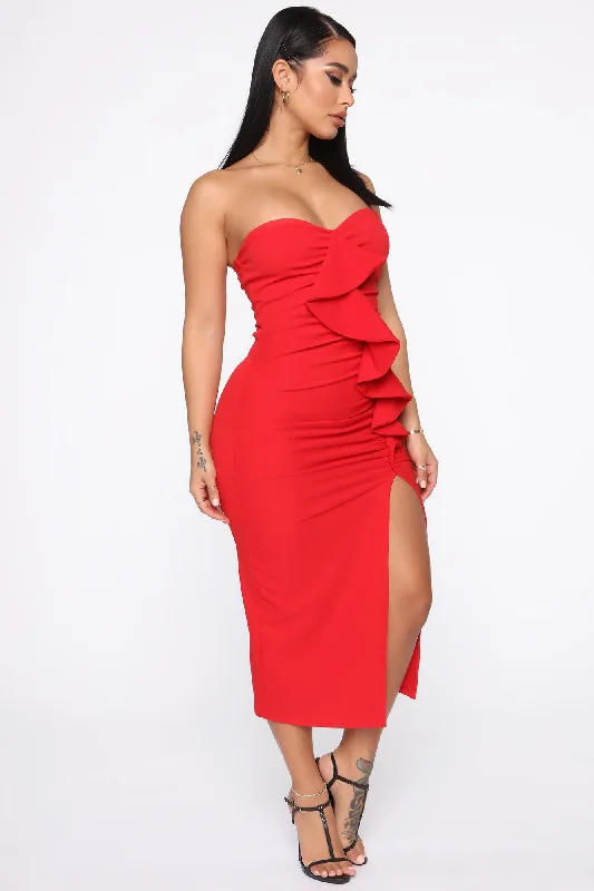 Her First Kiss Midi Dress - Red